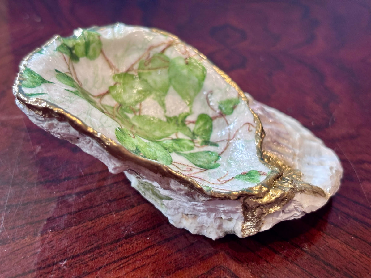 Decoupaged Shell - Ivy