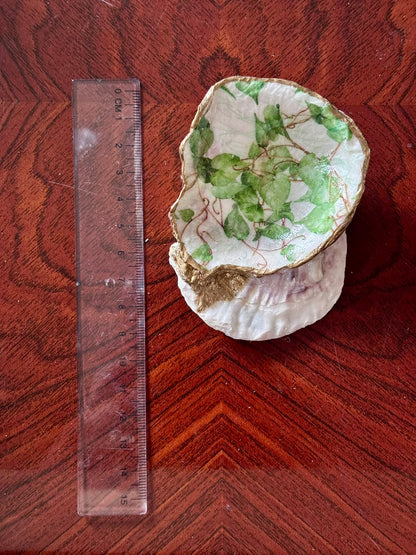 Decoupaged Shell - Ivy