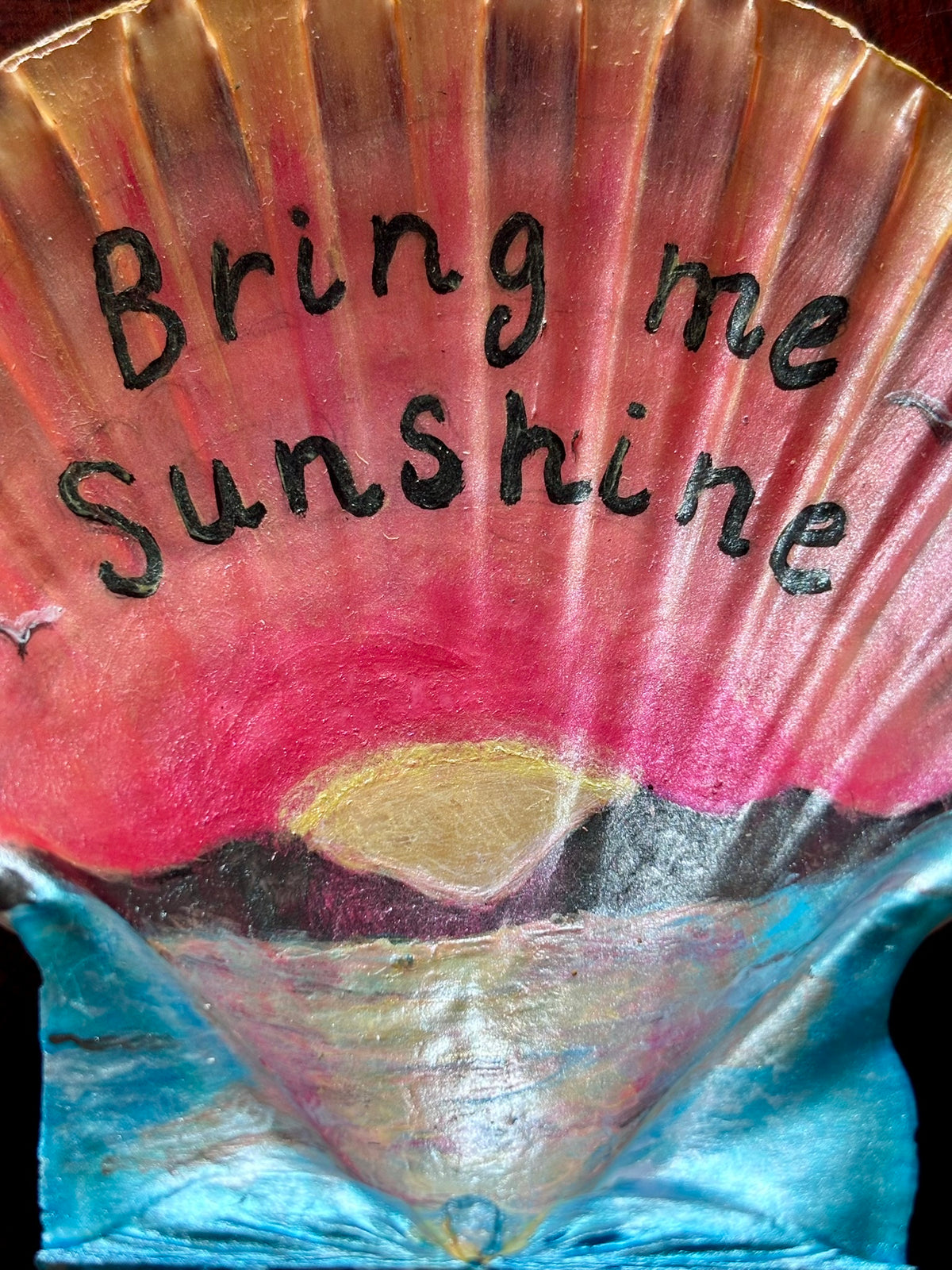 Hand-Painted Shell - Bring me Sunshine
