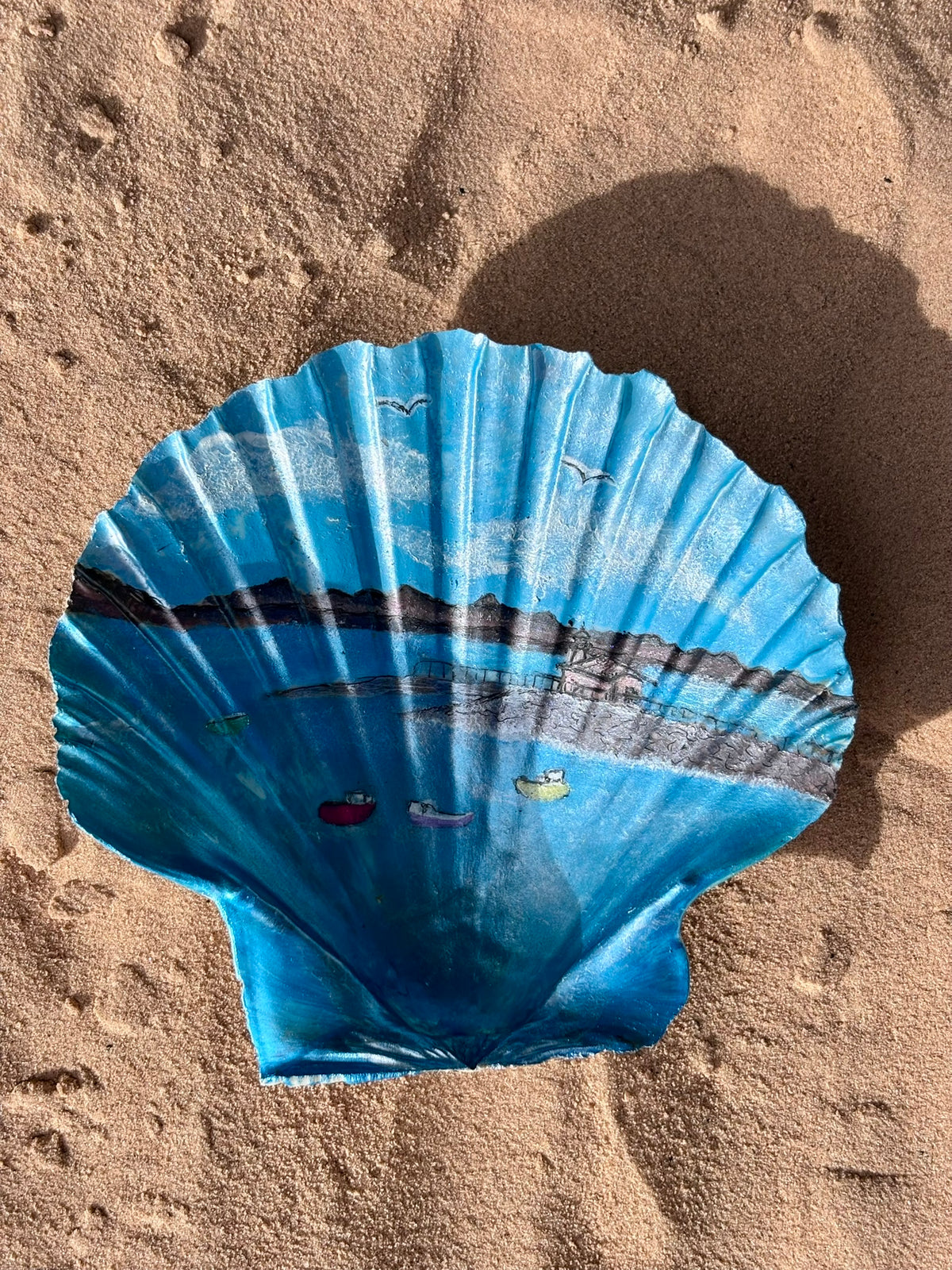 Hand-Painted Shell - Bay Scene